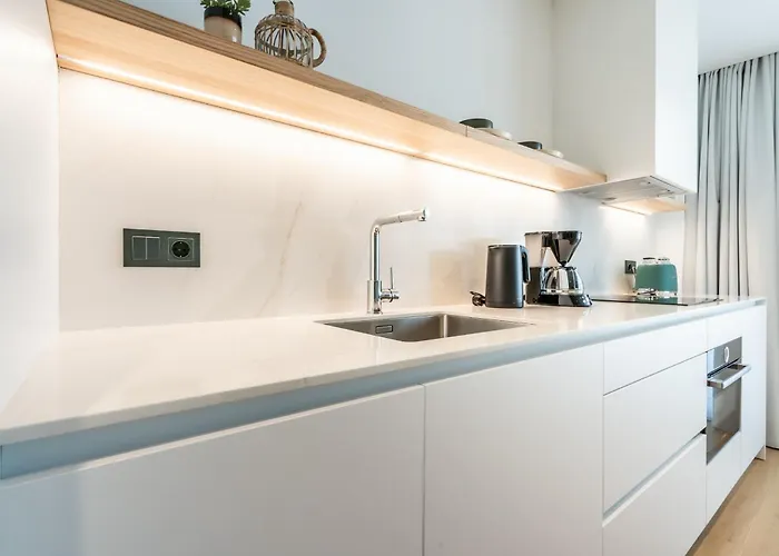 Tierrazul Art Boutique White Nordic * أذيخي