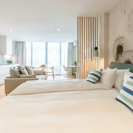 Tierrazul Art Boutique White Nordic Apartment